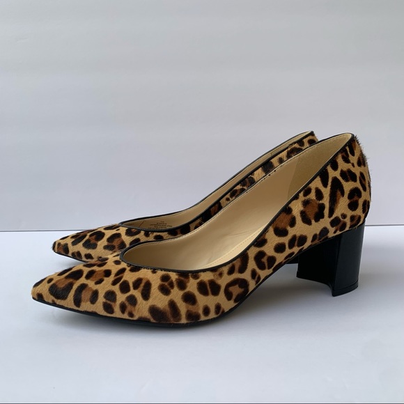 Marc Fisher leopard heels - Picture 4 of 7